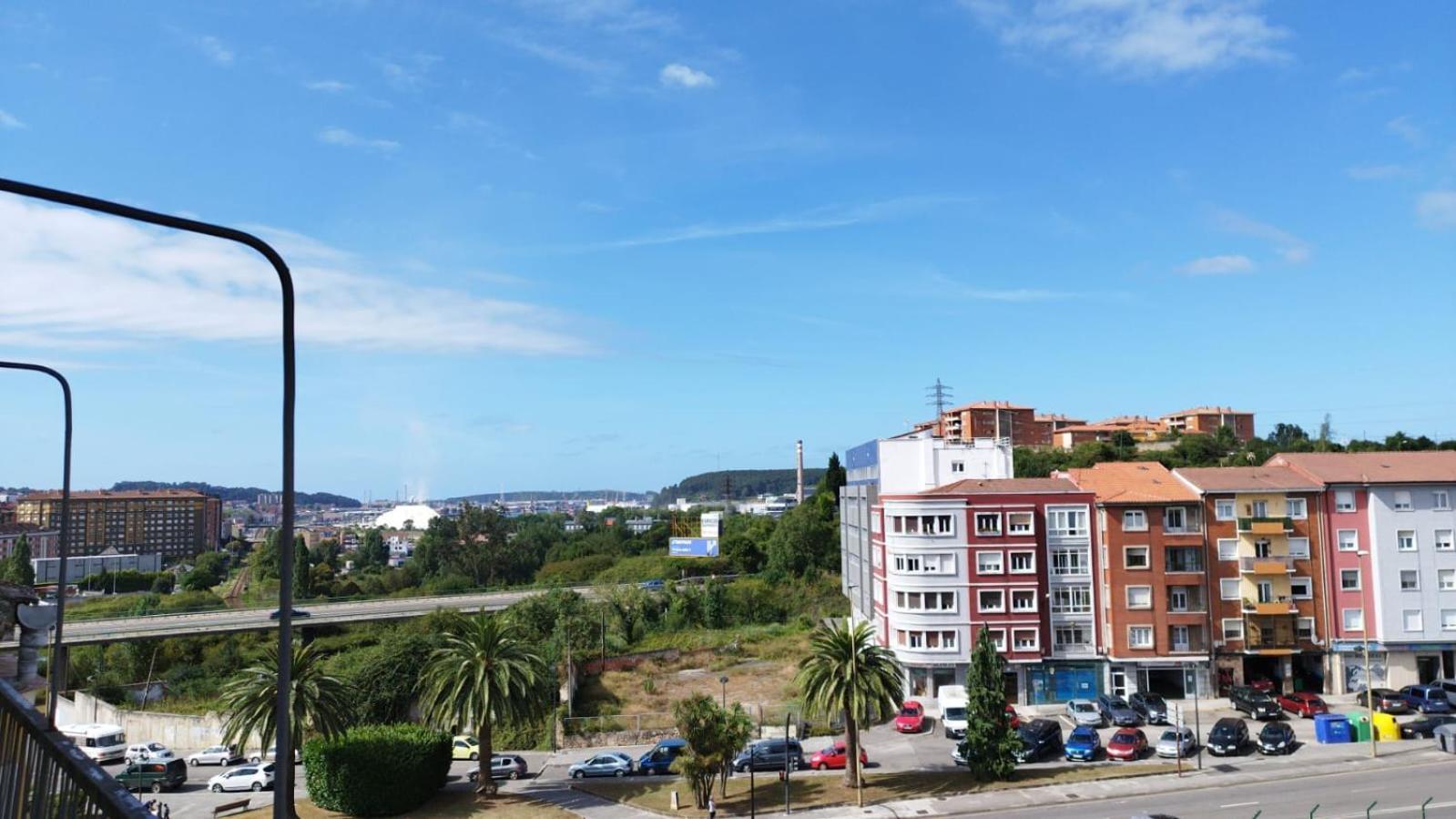 Piso Acogedor Y Luminoso Avilés Kültér fotó